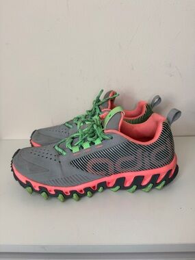 Adidas Vigor TR 5 Trail Running Shoes Gray Pink Green Women’s Size 8